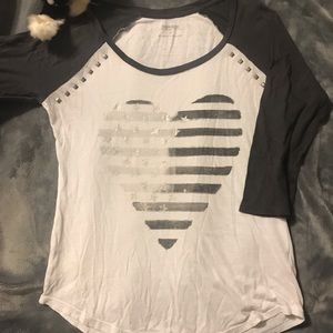 Express Quarter Sleeve Tee